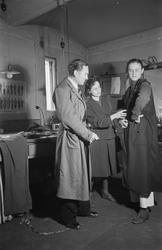 Kostymeprøving med Lita Prahl på Nationaltheatret.