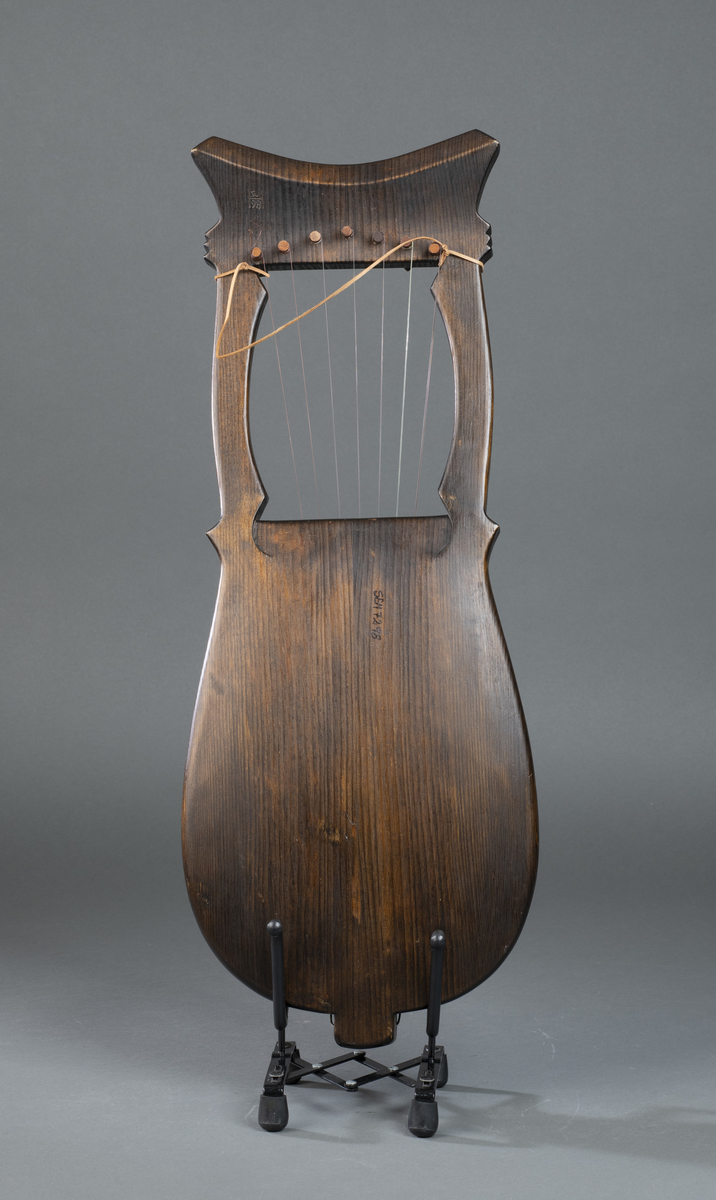 Lyre -Sigdal Museum / DigitaltMuseum