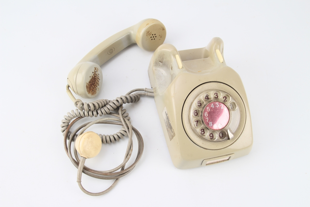 Telefon