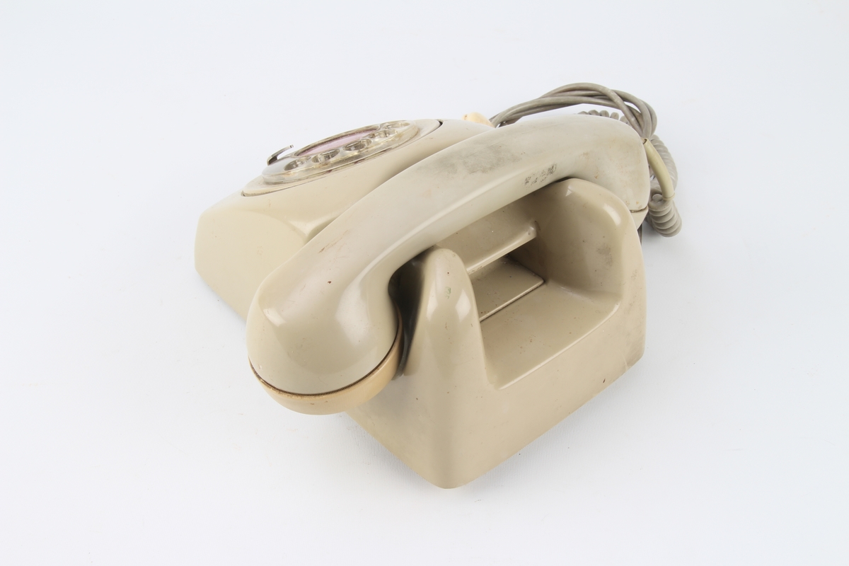 Telefon