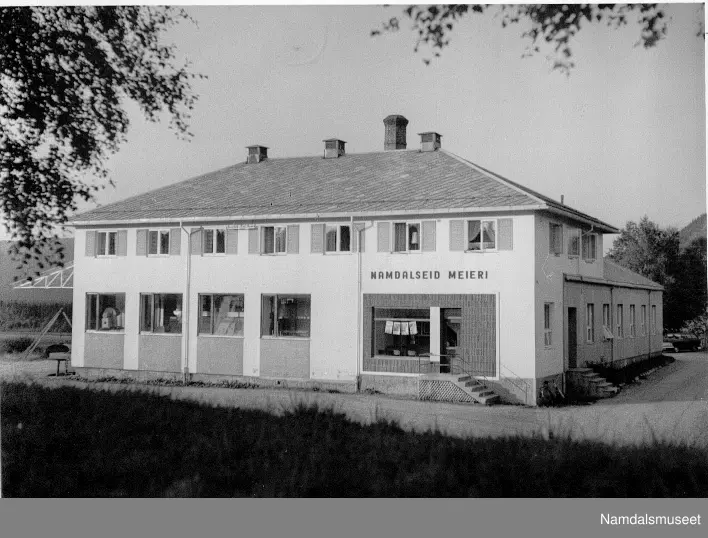 Namdalseid Meieri slik det så ut etter oppbyggingen i 1940