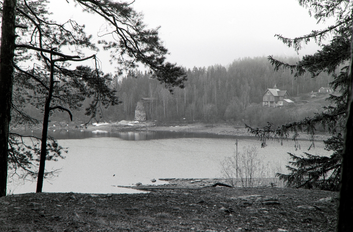 KLEVEN, FAGERVIKEN OG LODVIKEN KALKFABRIKKER, kalkbrenneri, kalkovn, HELGØYA, BERGVIKA, Ringsaker. 