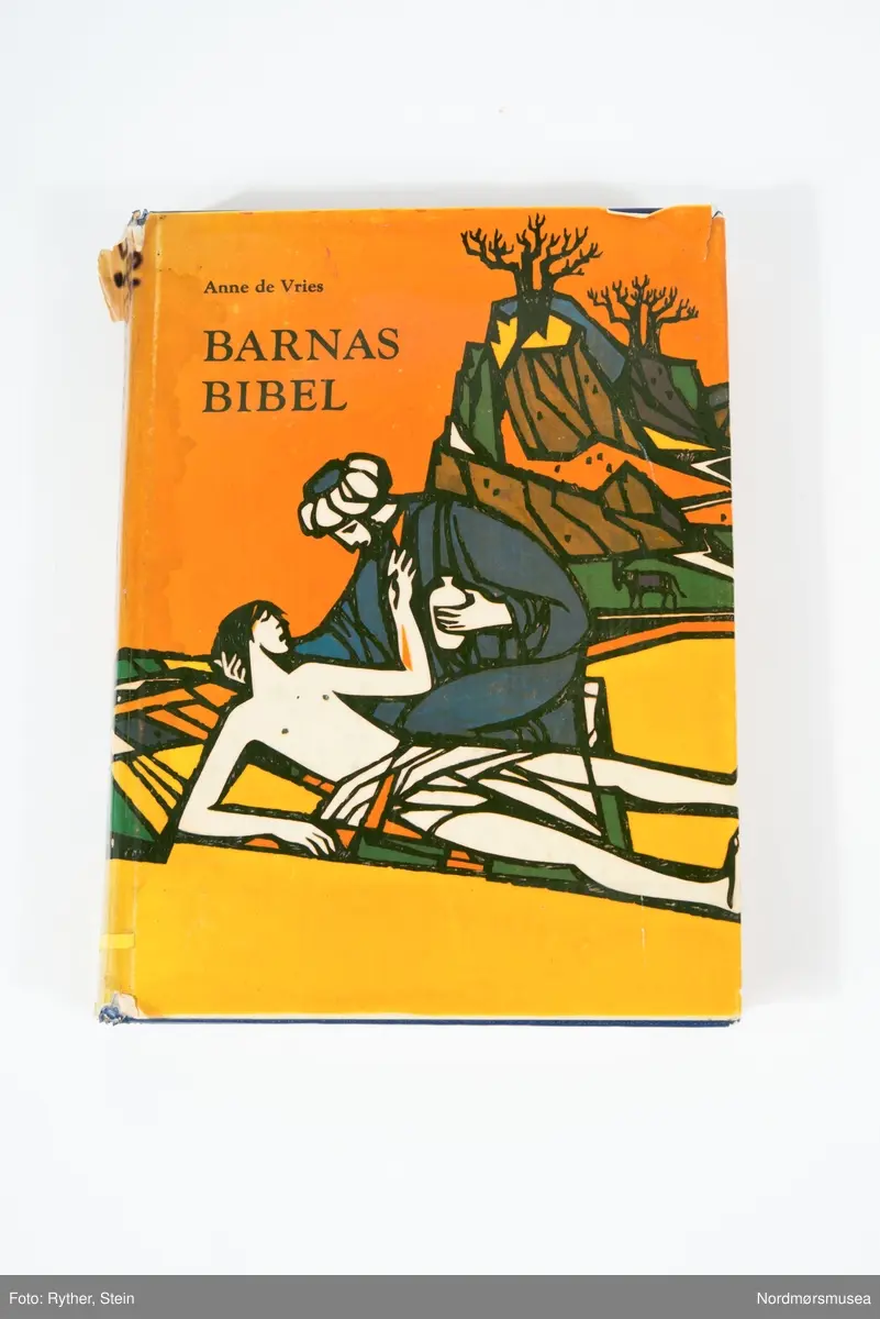 Hentet fra Stella Maris Barnehage. Dateres fra 1951 til 1977