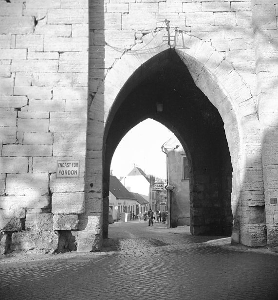 Visby ringmur, stadsport.