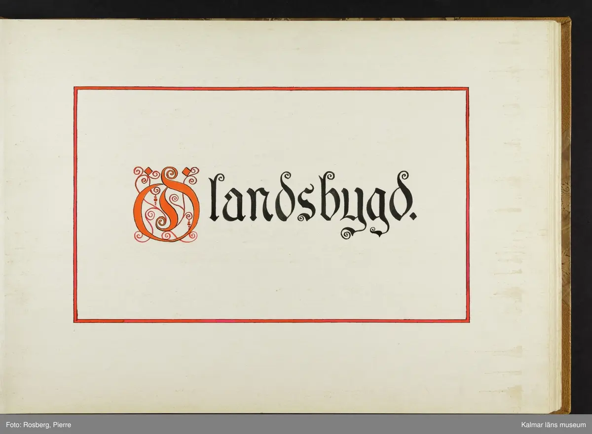 Ett stort antal motiv från Öland, kulturhistoriska platser samt landskapsmotiv.

I boken finns motiv i nämnd ordning: Ölands landskapsvapen; Borgholms slott; Alvaret; Köpings klint; Tingsflisa; barken Dovres förlisning; gravfält vid Klinta, Köping; I Repplinge; Persnäs kyrka; Rynings kors Persnäs, Långlöts kyrka; I Högsrum; Galjbacken Högsrum; Böle backe Glömminge; Kvarn vid Stora Rör; Bramstedtsgården i Strandskogen Glömminge; Öländsk västkust mellan Röhälla och Stora Rör; vägen till Möllstorps läggning; Linsänkan Glömminge; Algutsrums kyrka 1827 och 1919; Portparti vid Gråborg; Sankt Knuts kapell??; I Björnhovda bygata; vid Torslunda kyrka; Eriksöre gärden, Torslunda; Gammal stuga i Runsbäck, Torslunda; vikingagrav med vårdhållare, Skogsby, Torslunda; källare och kvarnar på landborgen ovanför Eriksöre, Torslunda; Öländskt arbetarhem Karlevi, Vickleby; Vickleby kyrka; Fröbygårda strand, Vickleby; Bondgård i Vickleby; Resmo kyrka 1920; Mysinge hög; Resmo kyrka 1826; Borgby borg; I Mörbylångadalen; Alvaret vid Bengtstorp, söder om Bårby; Bondgård vid Lenstad; Smedsgärde Gårdby s; Dröstorps ödeby; Nigelberget en höjd på alvaret s.o. om Lenstad; Tornrör och Tornrörskällan; Dröstorps mosse; Prästgropen Sandby alvar; Gård i Skarpa Alby; Bondgård i N Näsby; Augustimorgon vid Ölands östkust, Sandby socken; Segerstads gamla kyrka; Segerstads nuvarande kyrka; Kustby i Segerstads socken, Nedre Segerstad; På slagfältet vid Seby, Segerstad socken; Gammal bondgård i Övre Segerstad, Segerstad socken; I Segerstad.