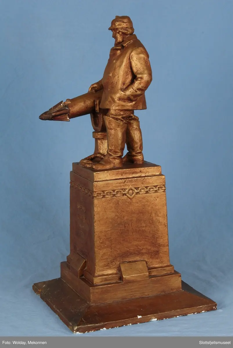 Statuett