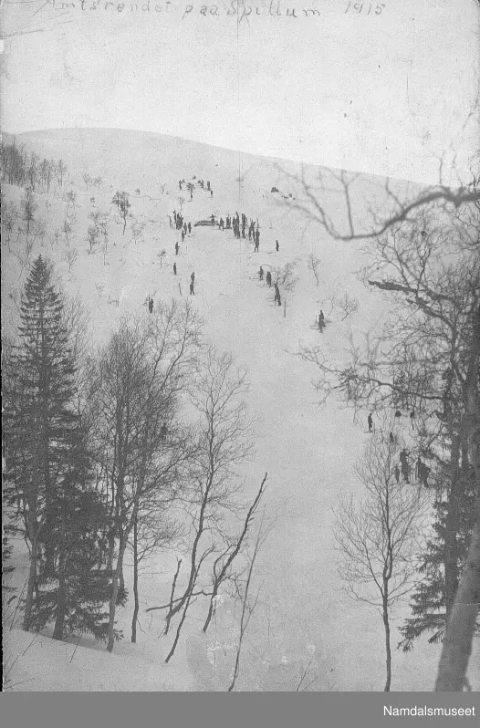 Skirenn. Amtsrennet på Spillum i 1915