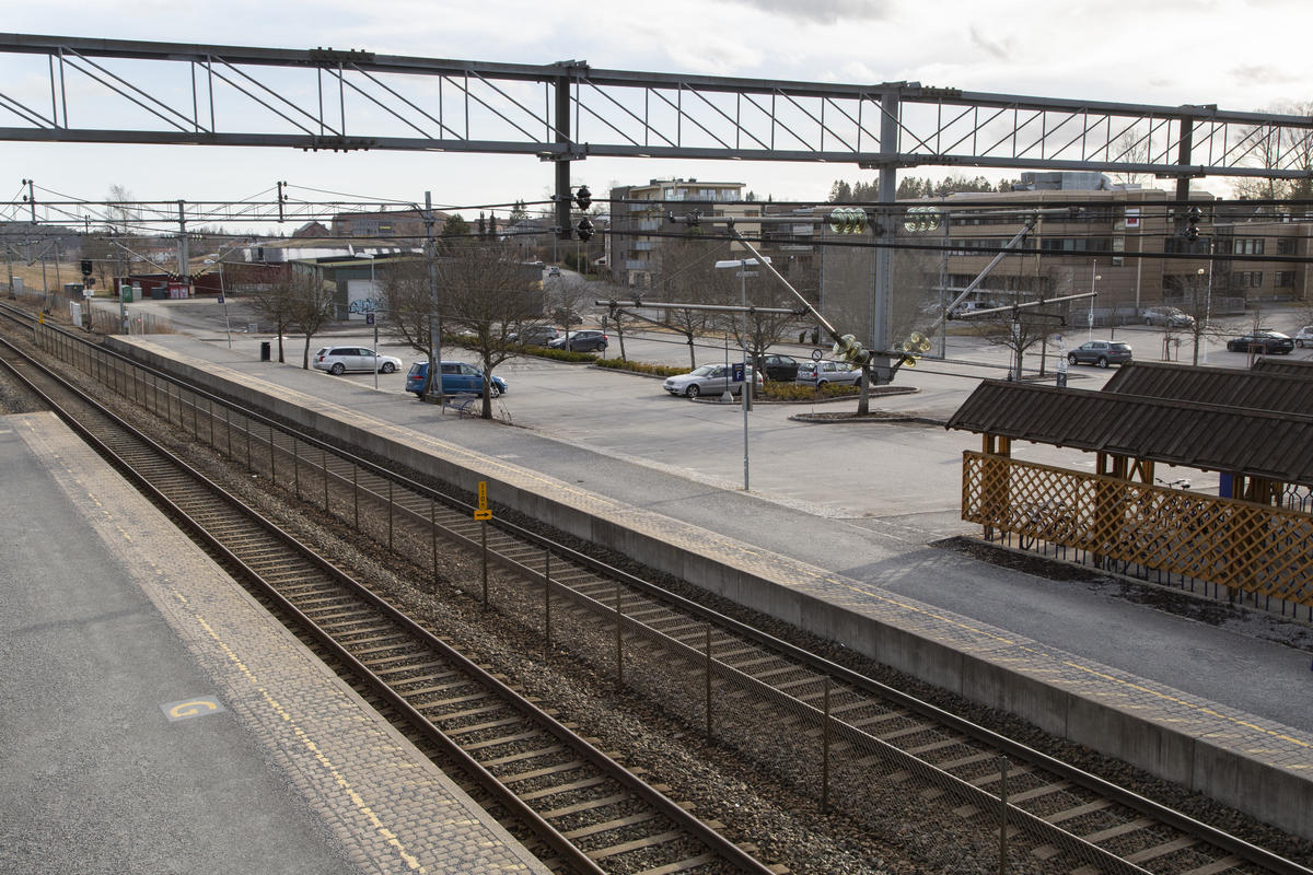 Ås togstasjon under koronanedstengningen