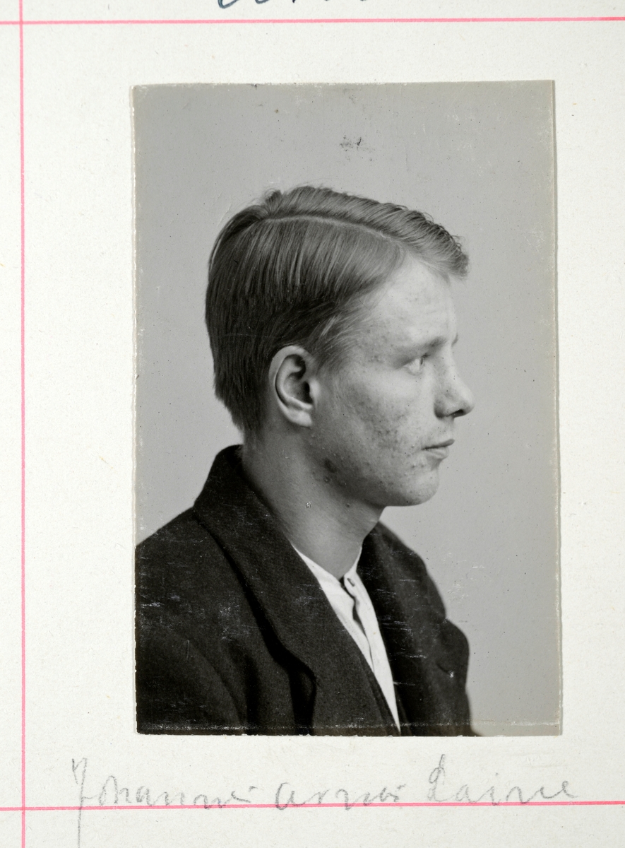 Registreringsfoto fra Midt-Norge fra perioden 1903-1922.