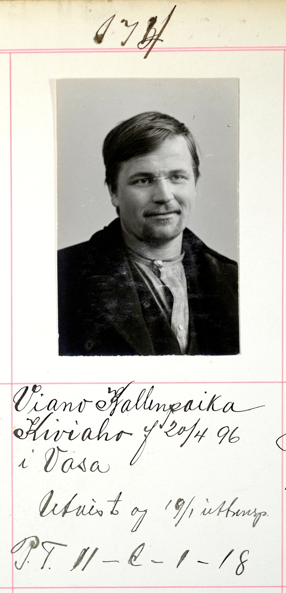 Registreringsfoto fra Midt-Norge fra perioden 1903-1922.