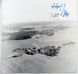 Skerike sn, Västerås.
Flygfoto över gårdar söder om kyrkan, från nordost, 1970.