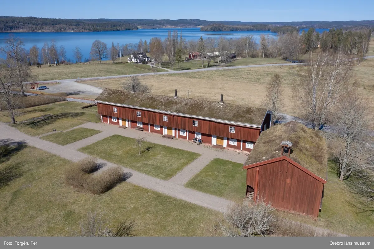 Drönarbilder från Siggebohyttans bergsmansgård april 2020.