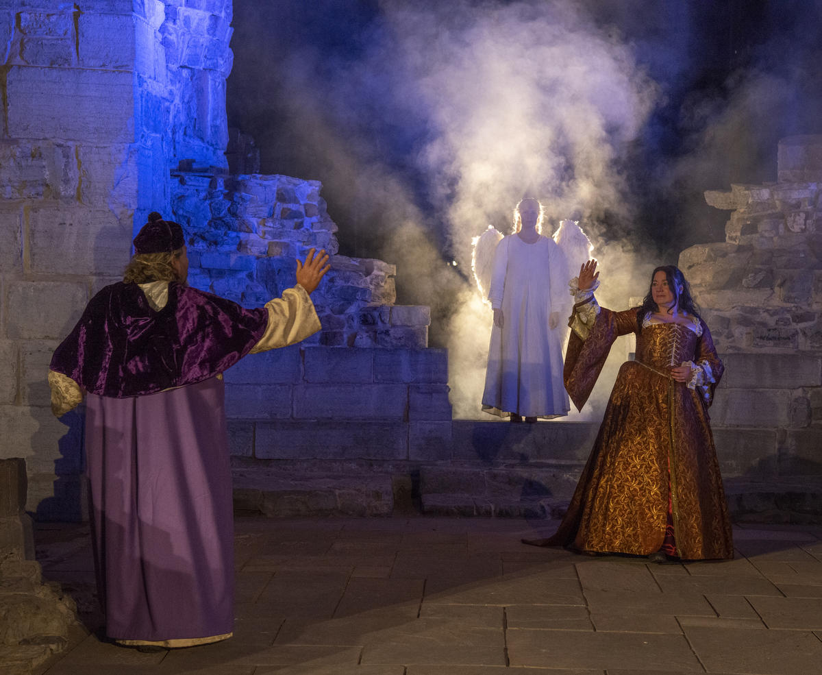 Fra vandreteateret «En Hamarkrønike» på Domkirkeodden