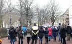 I Rådhusparken i Jönköping samlas människor varje fredag för att stötta Greta Thunberg i hennes skolstrejk för klimatet. 