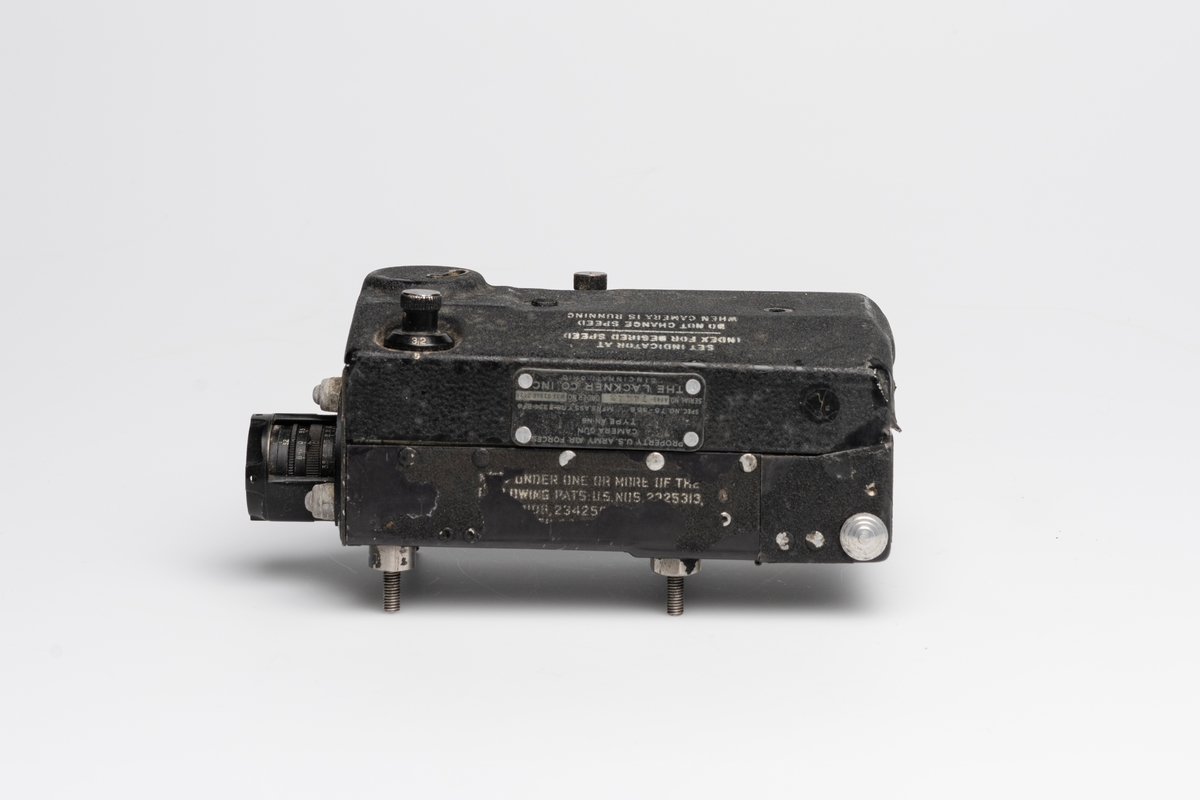 Dette er et 16mm G.S.A.P. (Gun Sight Aim Point)  flyvåpen-filmkamera for 16 mm film. Det ble brukt av U.S. Army Air-force under andre verdenskrig. Kameraet fikk navnet AN-N6 og ble brukt til å dokumentere treff under angrep. Kameraet aktiveres med flyets våpenavtrekker. 
Kameraet har et Kodak Anastigmat 35 mm 3.5 objektiv.