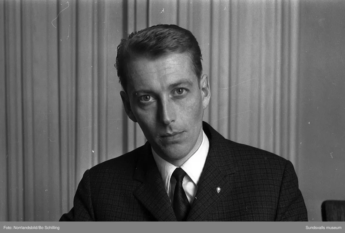 Enkät i Expressen om mordet på president Kennedy, porträttbilder. 1: Bo Fastén, 2: Lena Örtqvist, 3: Nancy Medelberg, 4: Leif Wyöni, 5: Bertil Edlund.