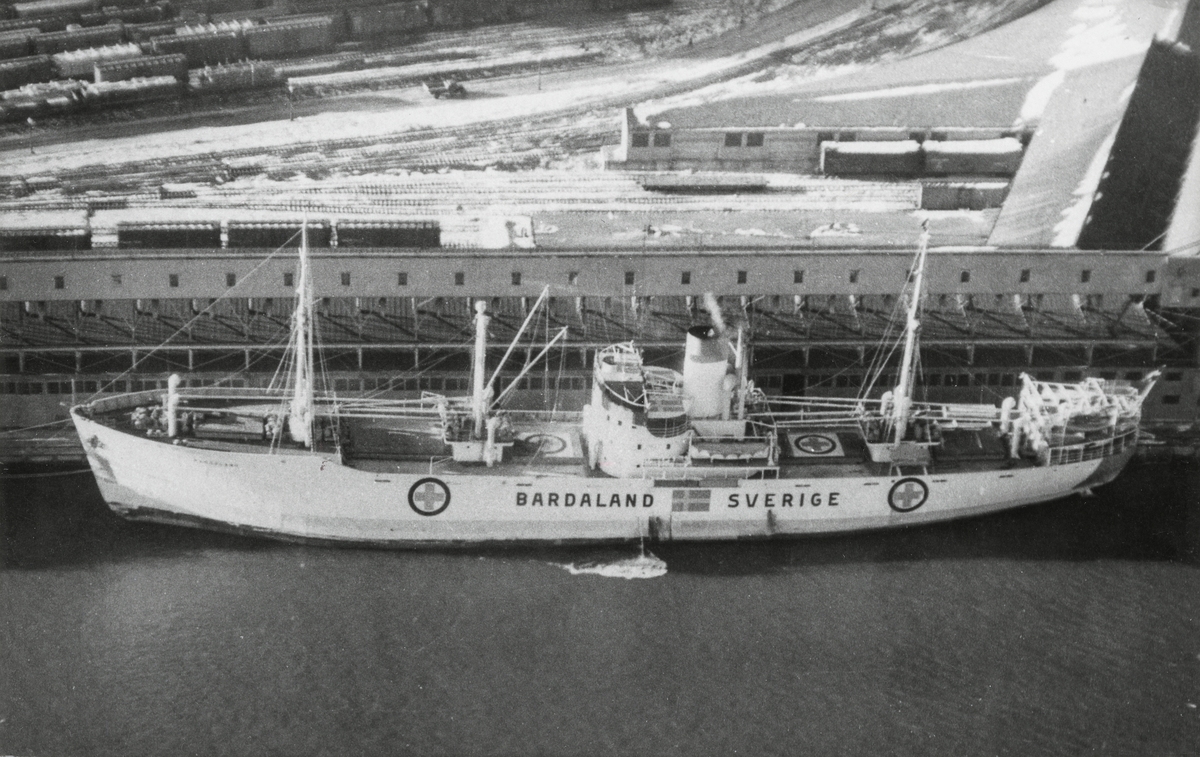 Bardaland.

Ägare:/1936-56/: Ångfartygs AB Tirfing. Hemort: Göteborg.