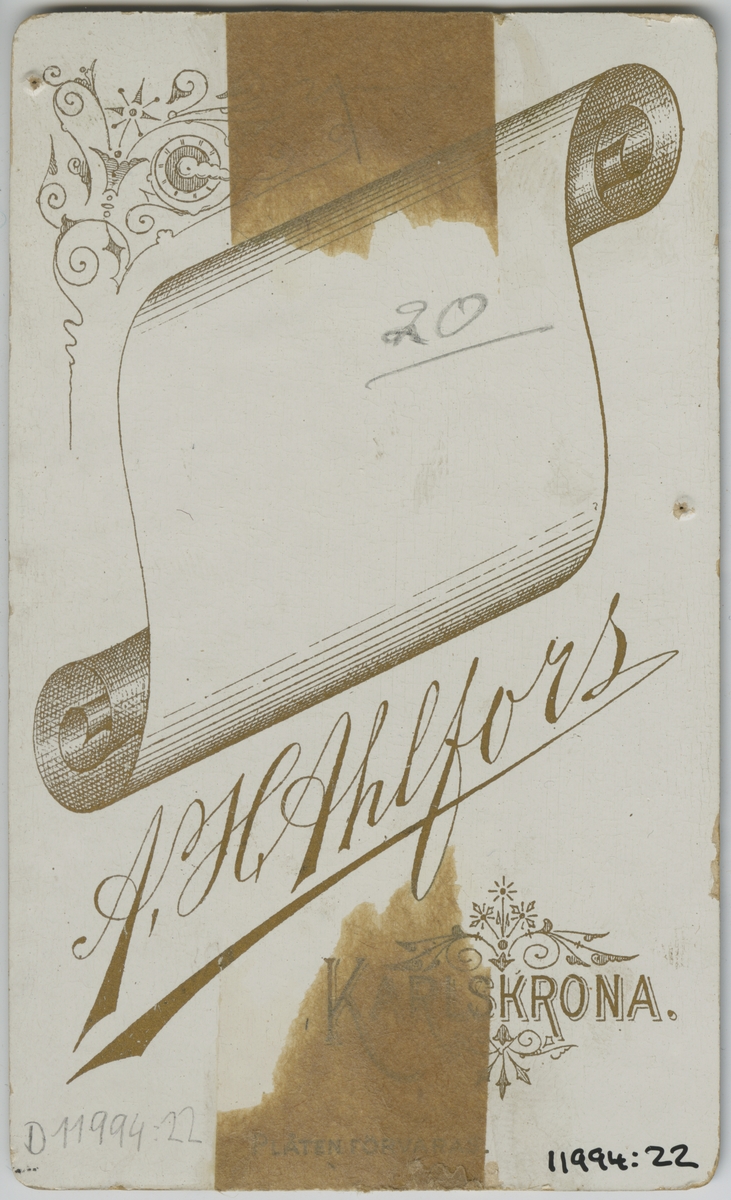 Visitkortporträtt av Carl August Svensson, medlem i Sjöunderofficerssällskapet i Karlskrona.