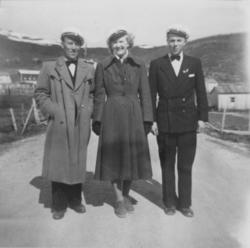 Har du informasjon om disse bildene fra Børselv og Nordvågen?