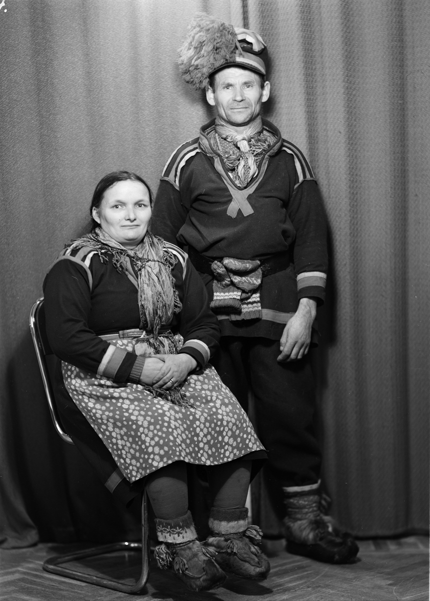 Ateljéporträtt - Pejok, Uppsala 1959
