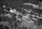 Flygfoto över Burseryds kyrka i Gislaveds kommun. Jönköpings län 348/1968