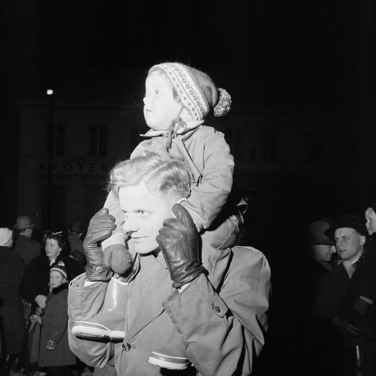 Tenning av juletreet på Torvet