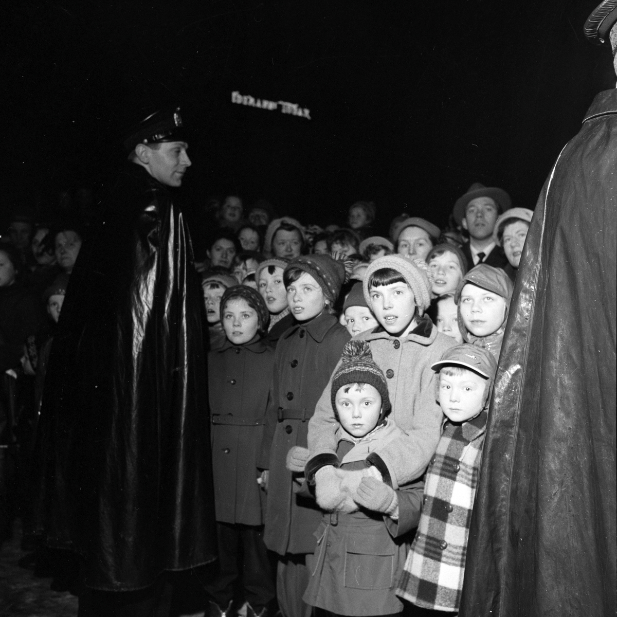 Tenning av juletreet på Torvet