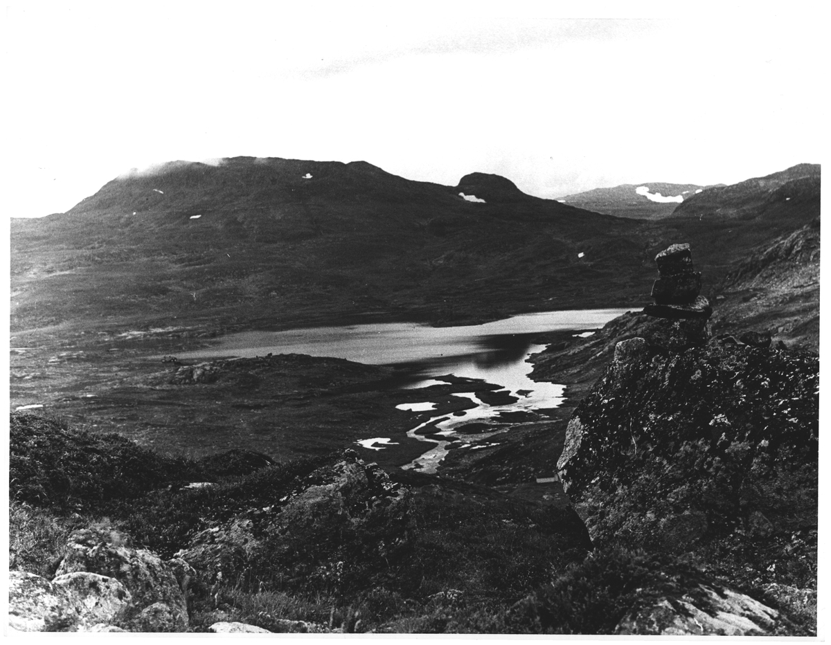 Hardangervidda. Ved Hellevasbu