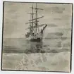 Antarktiska undsättningsexpeditionens fartyg FRITHJOF vid Admiralty Inlet, Amiralitetssundet, 4 december 1903. Påskrift på originalets baksida: 