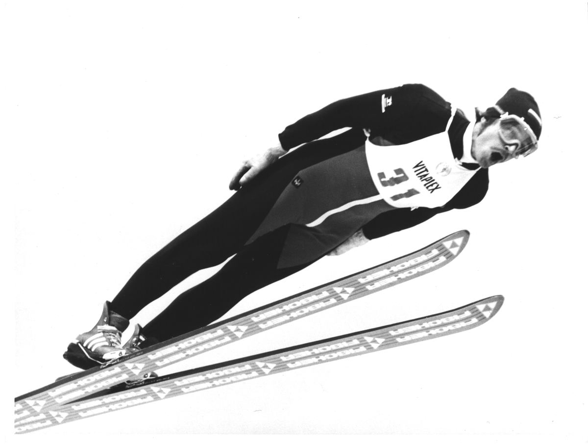 "Kollen". Komb. hopp. Erkki Kilpinen best i hopp