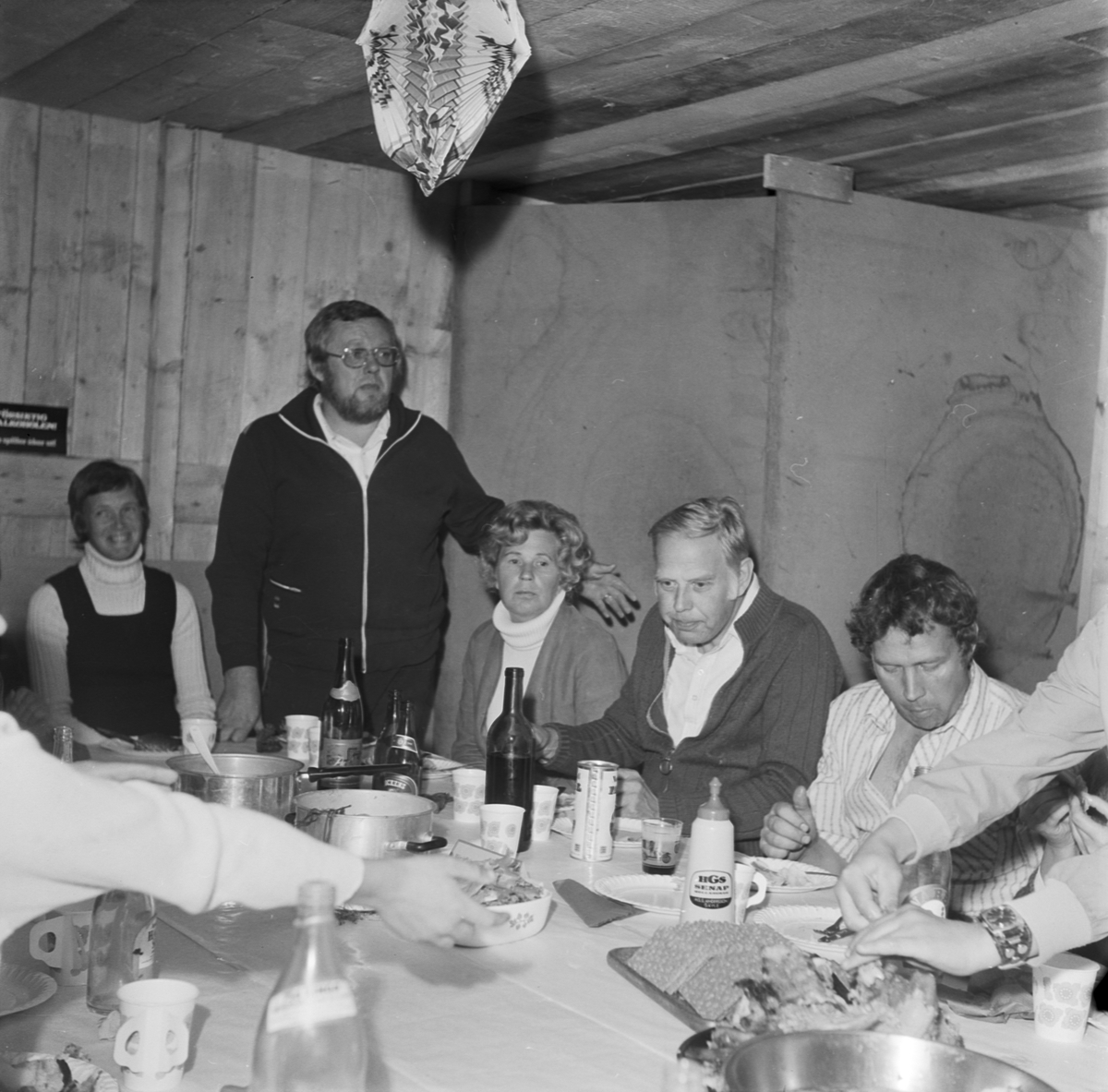 Grisfest i Karlholm, Uppland, augusti 1972