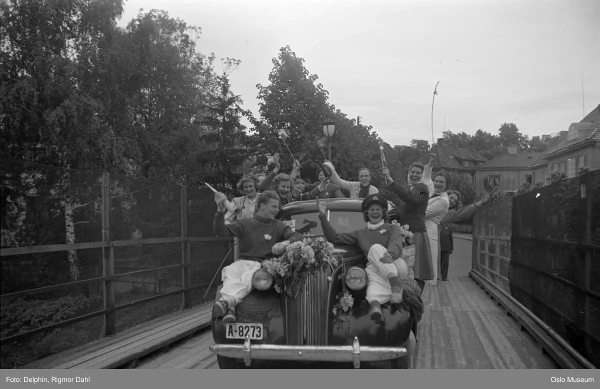 bro, russebil, menn, kvinner, russ, villabebyggelse