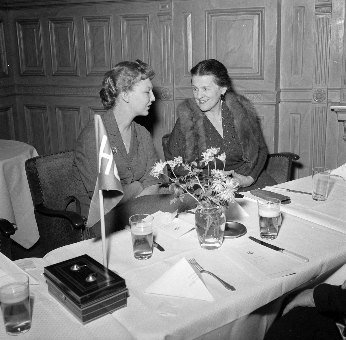 Høyrekvinneners klubbs julemøte