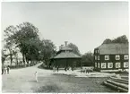 Svedvi sn, Hallstahammars kn, Hallstahammar.
Byggnader vid gamla Herrgården, 1924.