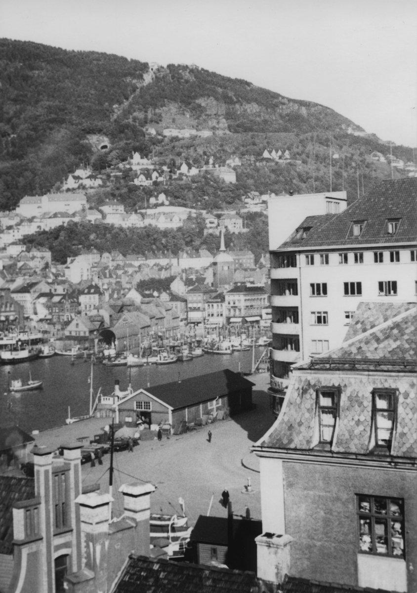 Bergen. Strandkaien. Ukjent fotograf.