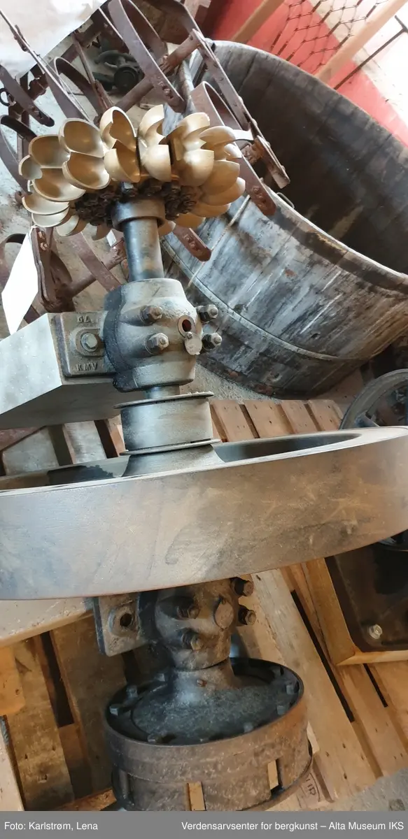 Generator, 7 deler