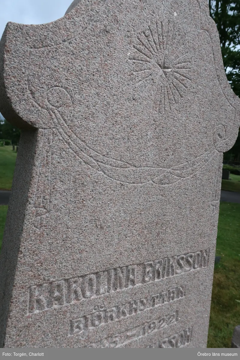 Inventering av kulturhistoriskt värdefulla gravvårdar i samband med upprättade av vård- och underhållsplan för Lindesbergs södra kyrkogård, avseende kulturhistoriska värden.
