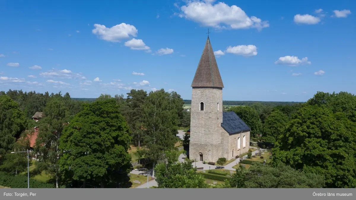 Mosjö kyrka