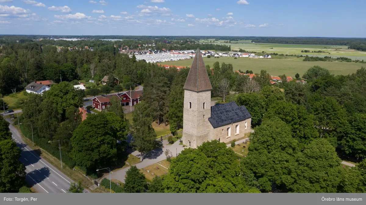 Mosjö kyrka
