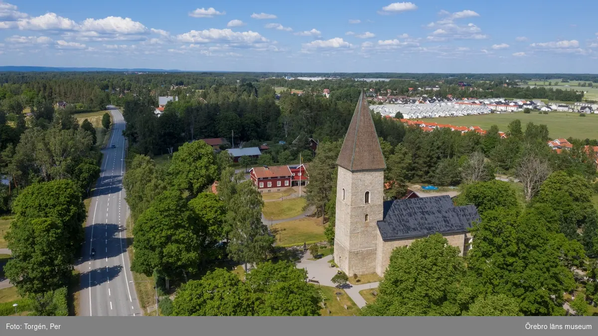 Mosjö kyrka