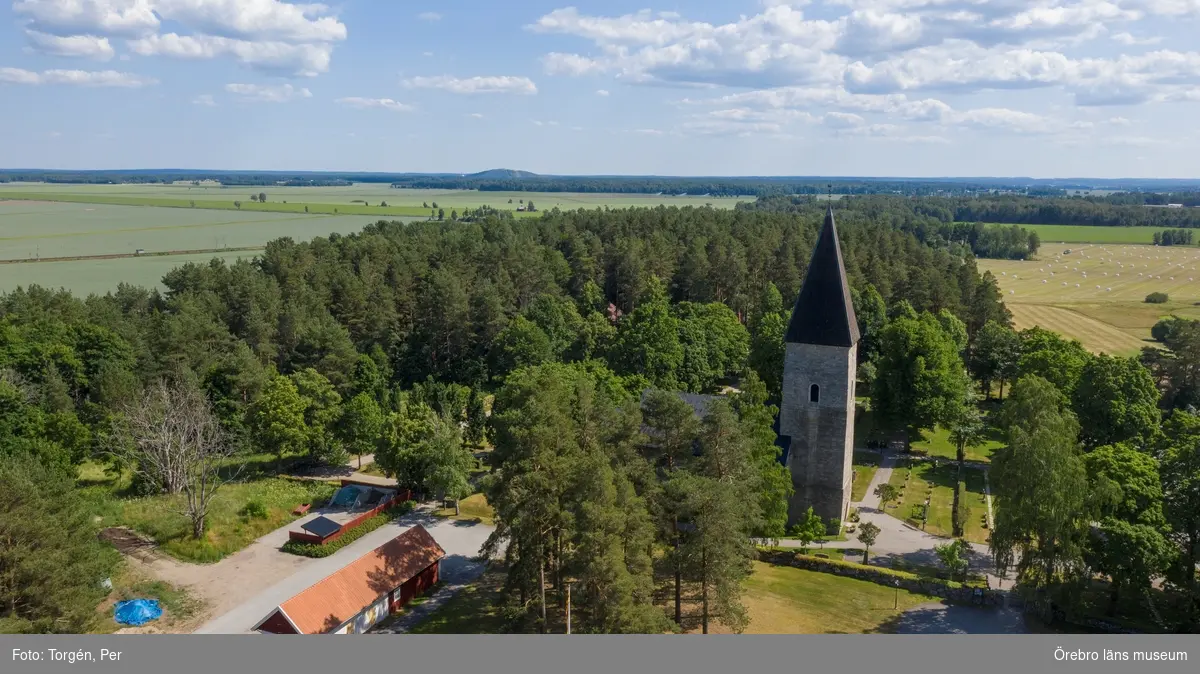 Mosjö kyrka