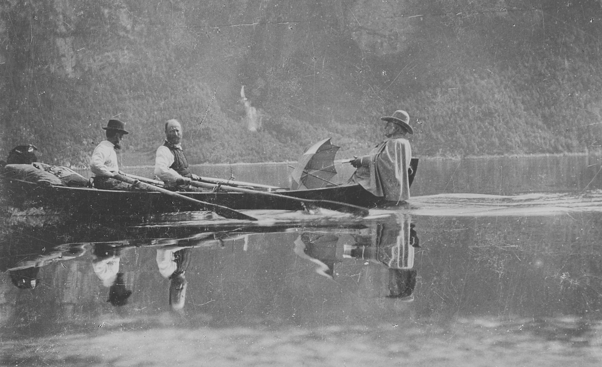 Prot: Bjørnson i båt