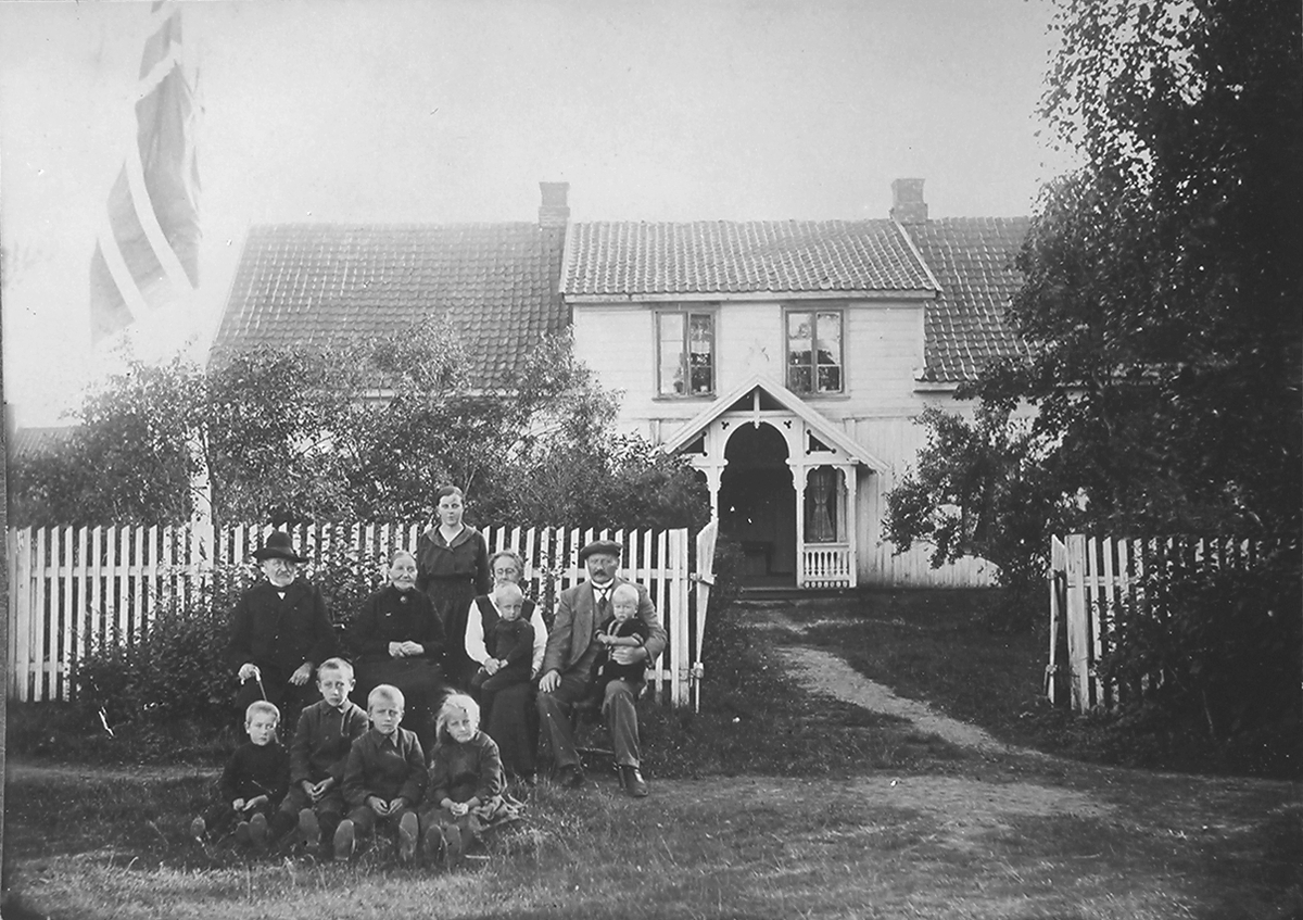 Konv:  Lærer Simonsen