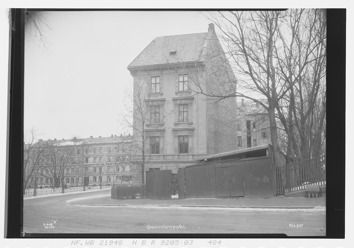 Bygård i Observatoriegaten, Oslo. Datert 8.12.1927.