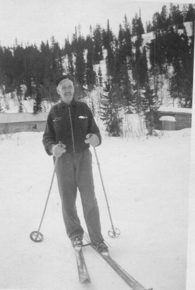 Thorvald Thorsteinsen på Skjærbekktjernet 1945 Å36