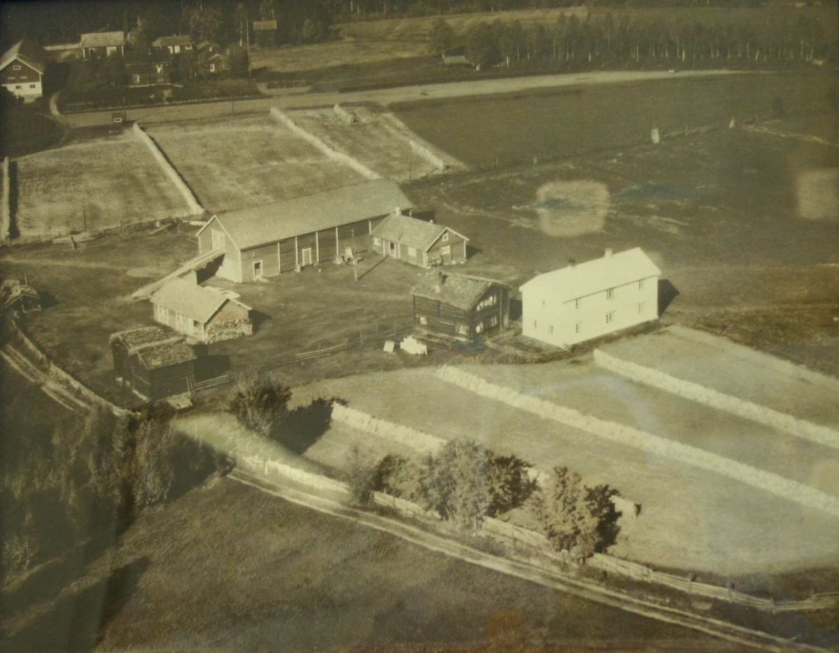 Grågarden Alvdal
loftsstue i forgr er nå sterkt ombygd, innvendig dekorert