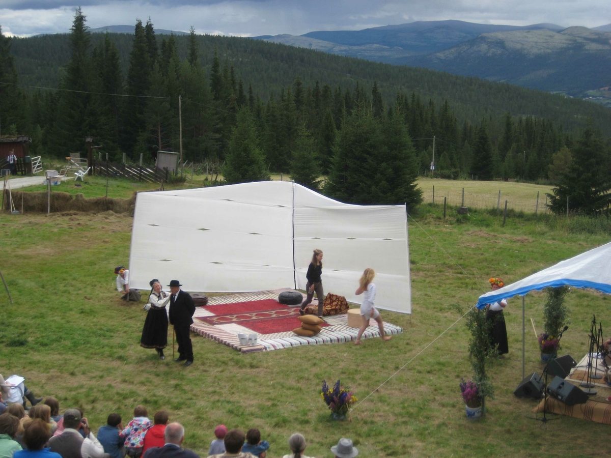 Garborgdagane 2010, spel på Tronsvangen, møte mellom Baral og Garborg