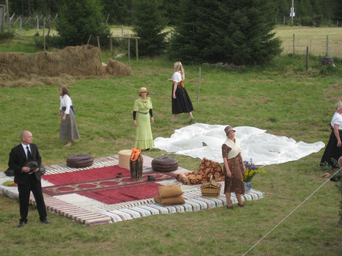 Garborgdagane 2010, spel på Tronsvangen, møte mellom Baral og Garborg