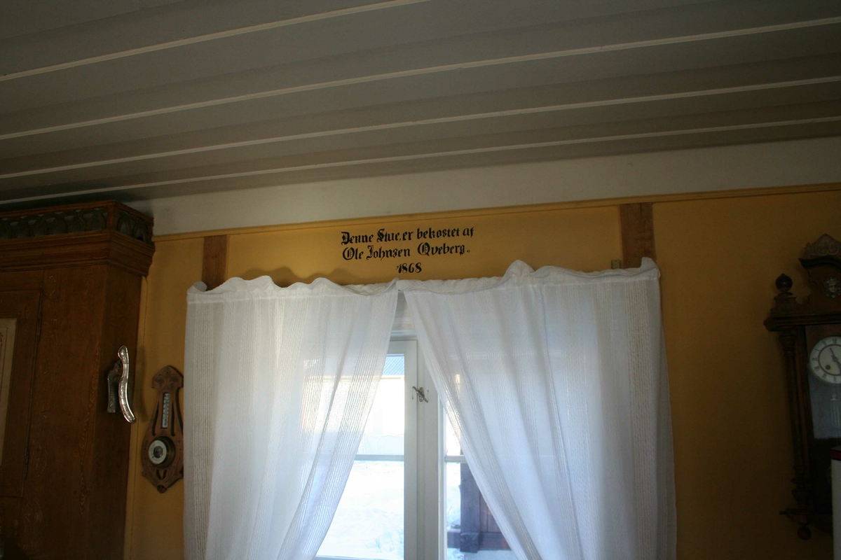 Kveberg Bortistuen panel, vindusomramming