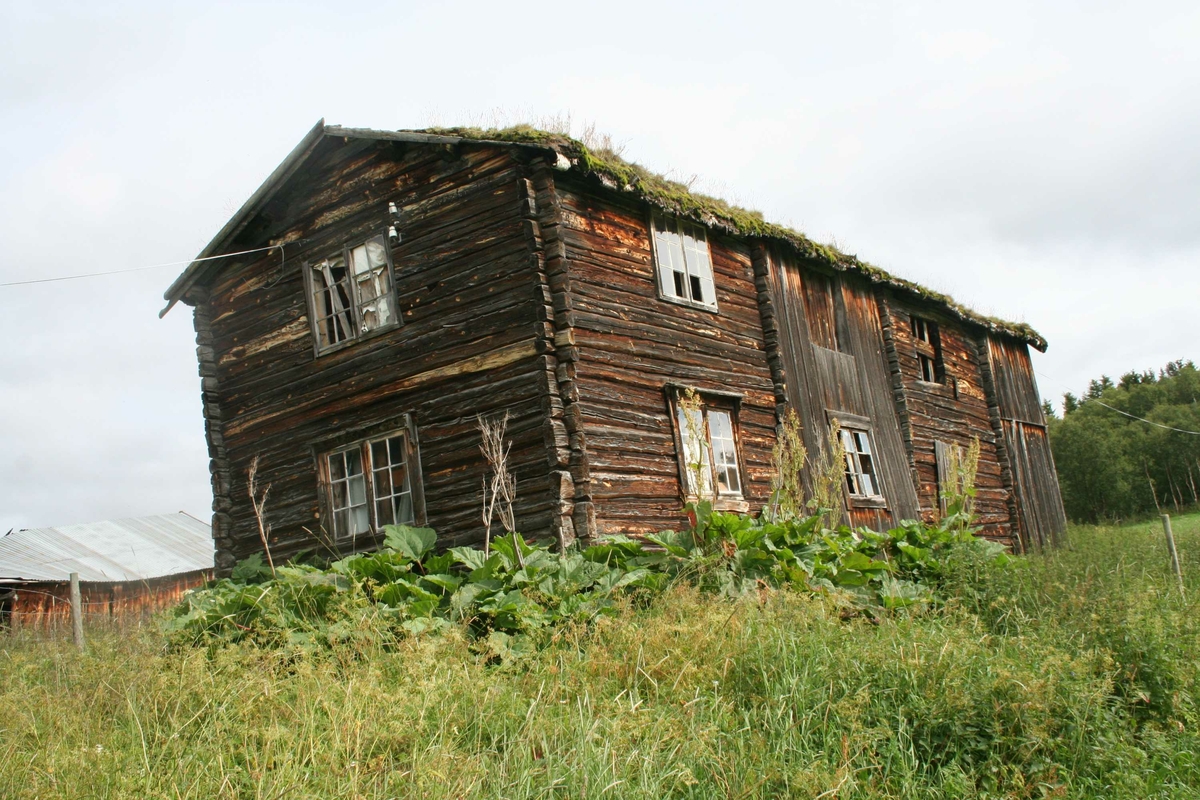 Eldhus/skåle